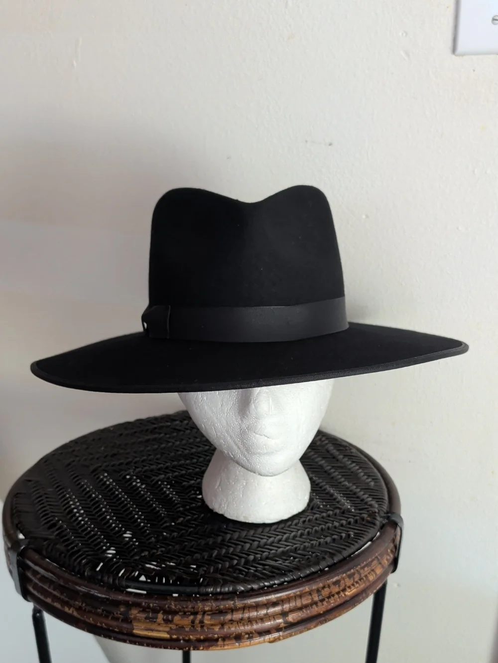 Lack of Color Black Hat Women Size S